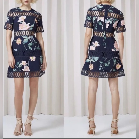 Women’s Keepsake Floral Cutout Out Short Sleeve Mini Dress Sz M Formal Cocktail - Picture 1 of 6